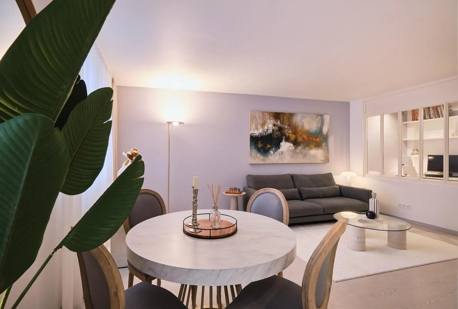Appartement Parisien Au Coeur De Montparnasse 0*, Paris